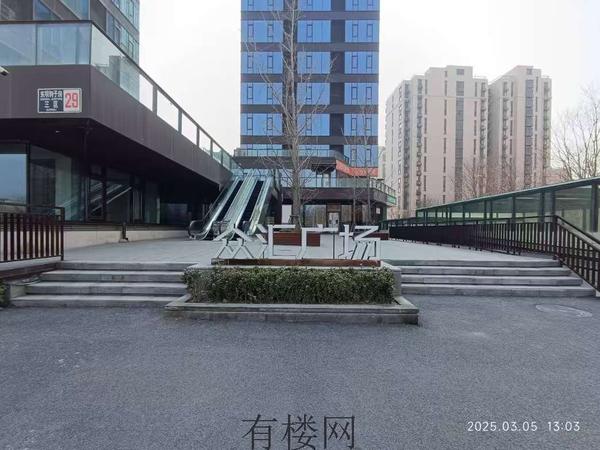 文章附图