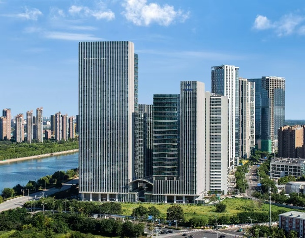 文章附图