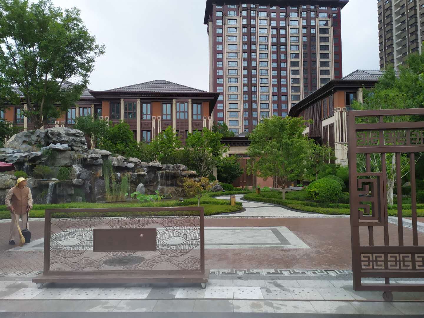 懋源璟岳西二环低密豪宅别墅156平619平热销中