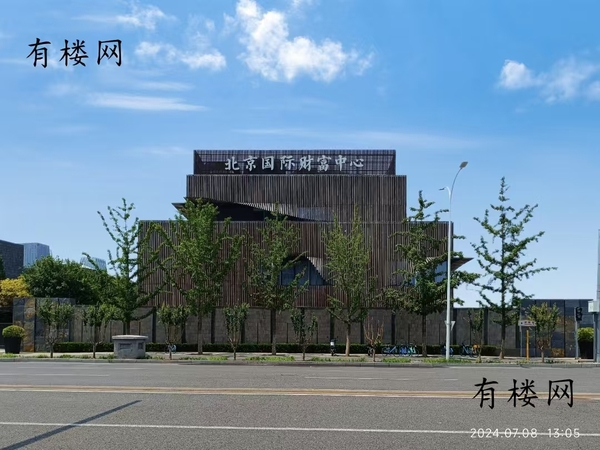 文章附图